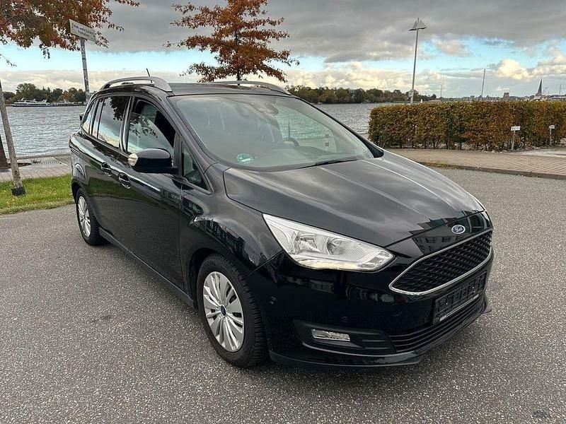 Schwarz Gebraucht 2018 Ford Grand C-Max Cool & Connect Van / Kleinbus | 11.990 € (Guter Preis) - Bild 1/4