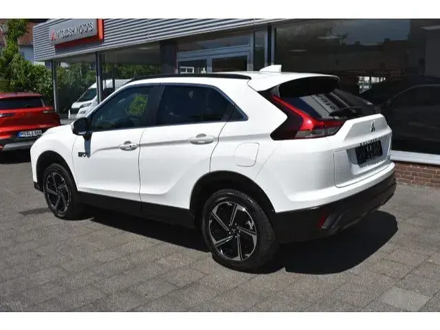 Gebraucht Mitsubishi Eclipse Cross 188 PS (138 kW) 2022 Andenweiss (s) SUV