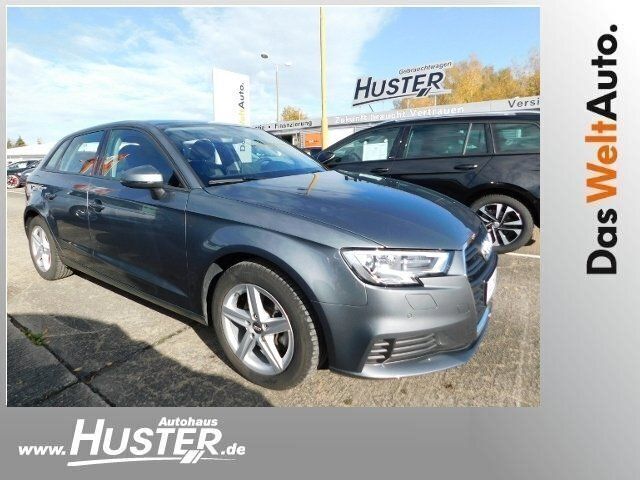 Gebraucht Audi A3 Sportback Comfort 150 PS (110 kW) 2017 Grau metallic Kleinwagen