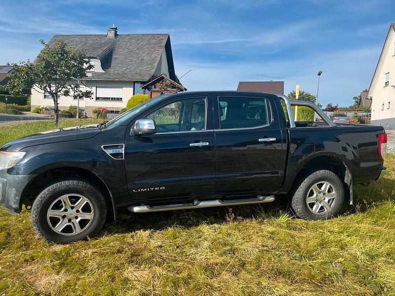 Schwarz Gebraucht 2014 Ford Ranger Limited Abholung | 14.450 € (Superpreis) - Bild 1/4