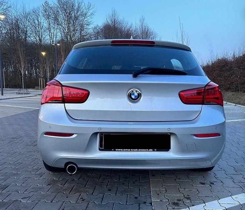 Gebraucht BMW 116 Advantage 116 PS (85 kW) 2018 Grau Kleinwagen