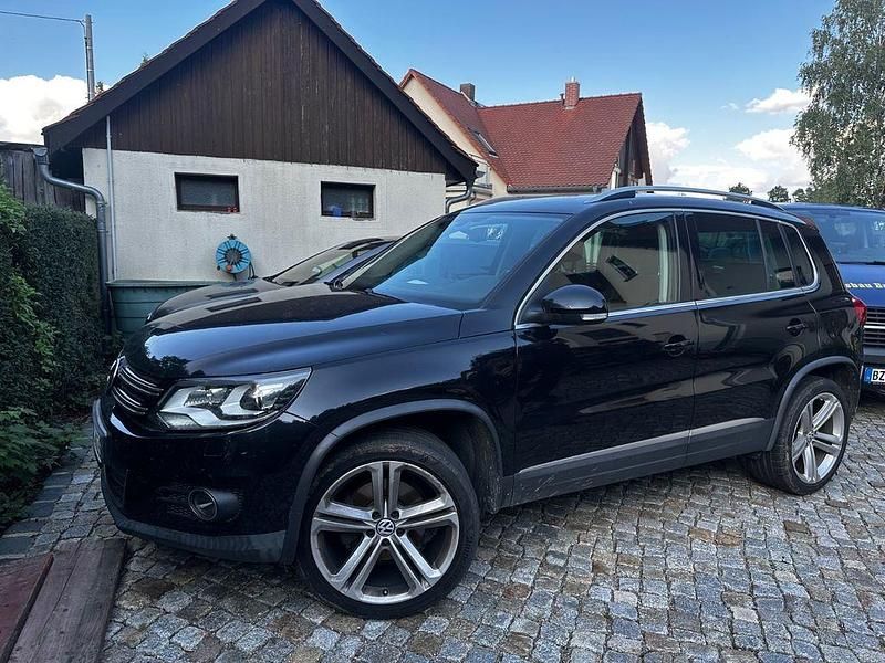 Schwarz Gebraucht 2013 VW Tiguan SUV | 8.500 € (Etwas zu teuer) - Bild 1/4