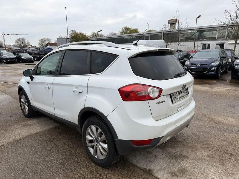 Gebraucht Ford Kuga Titanium 140 PS (102 kW) 2011 Weiß SUV