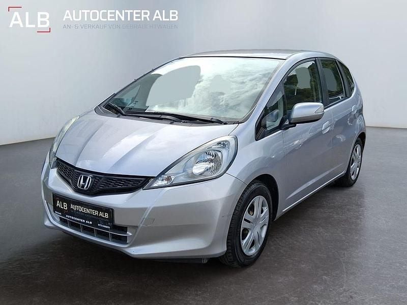 Alabaster silver Gebraucht 2015 Honda Jazz Trend Kleinwagen | 7.990 € (Fairer Preis) - Bild 1/4