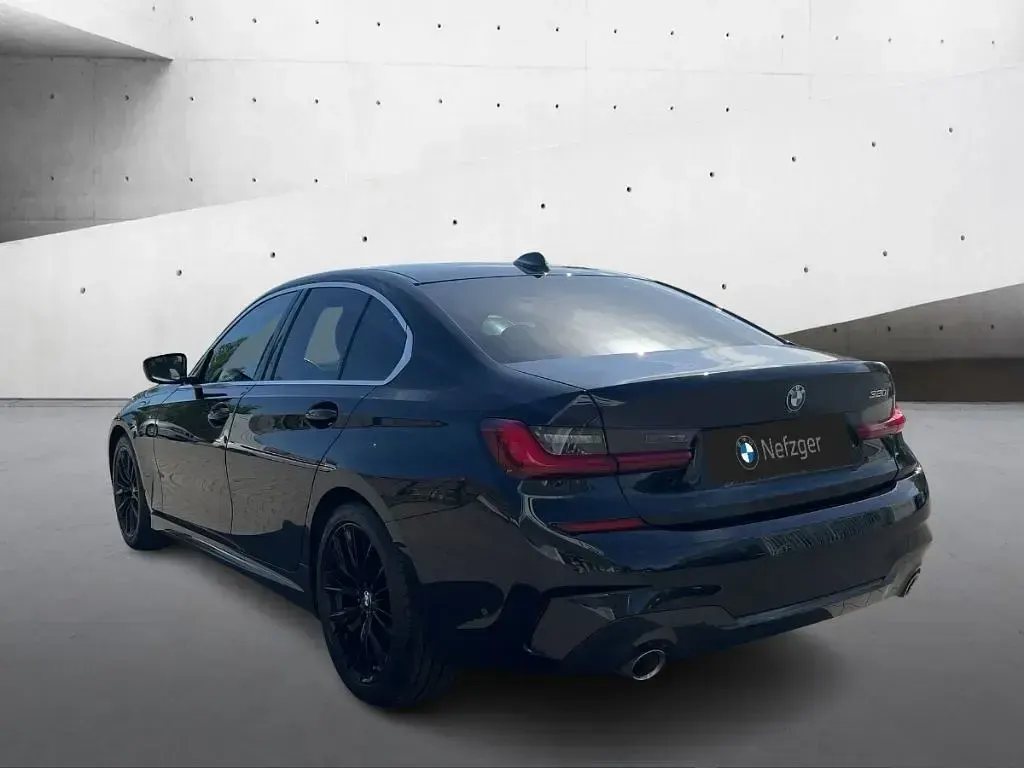 Gebraucht BMW 320 M Sport 184 PS (135 kW) 2022 Schwarz Limousine