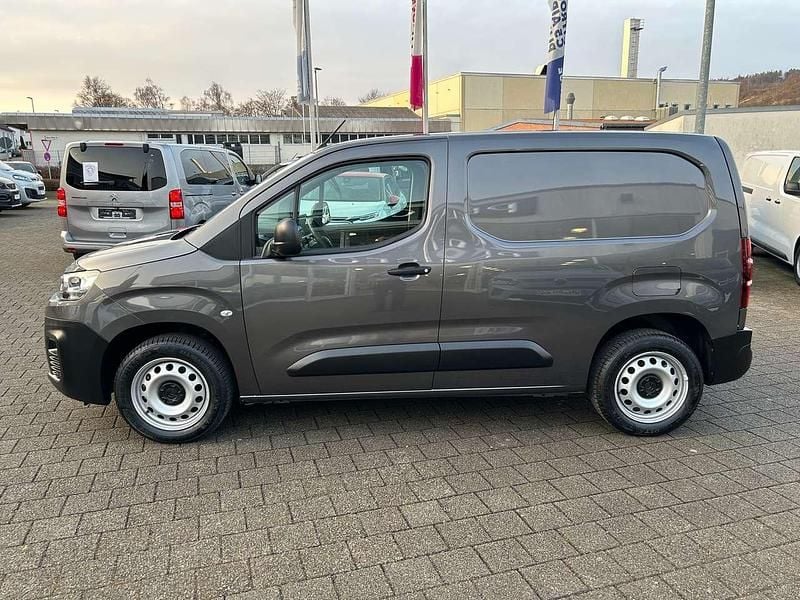Gebraucht Citroën Berlingo 102 PS (75 kW) 2021 Platinium grau Van / Kleinbus