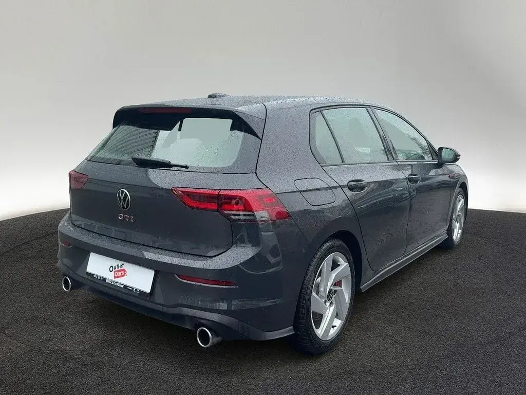 Gebraucht VW Golf VIII GTI 245 PS (180 kW) 2023 Uranograu Limousine