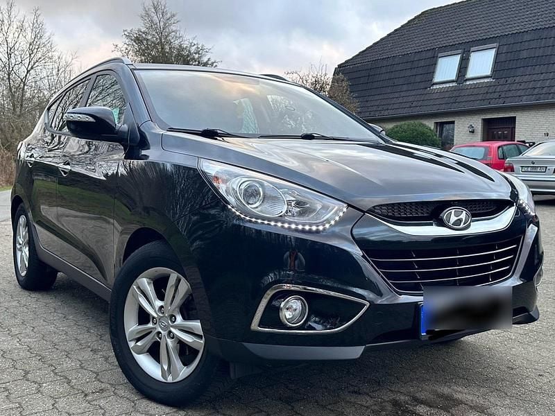 Schwarz Gebraucht 2012 Hyundai ix35 SUV | 8.400 € (Fairer Preis) - Bild 1/4