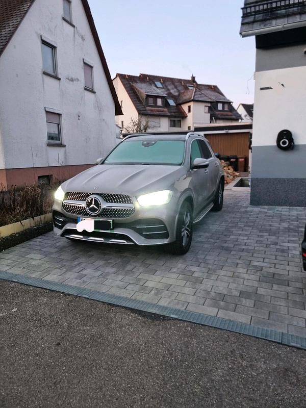 Beige Gebraucht 2019 Mercedes GLE400 SUV | 63.000 € (Fairer Preis) - Bild 1/4