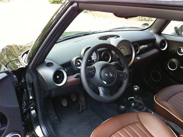 Occasion Mini Cooper Cabriolet 122 PK (89 kW) 2011 Zwart Cabriolet