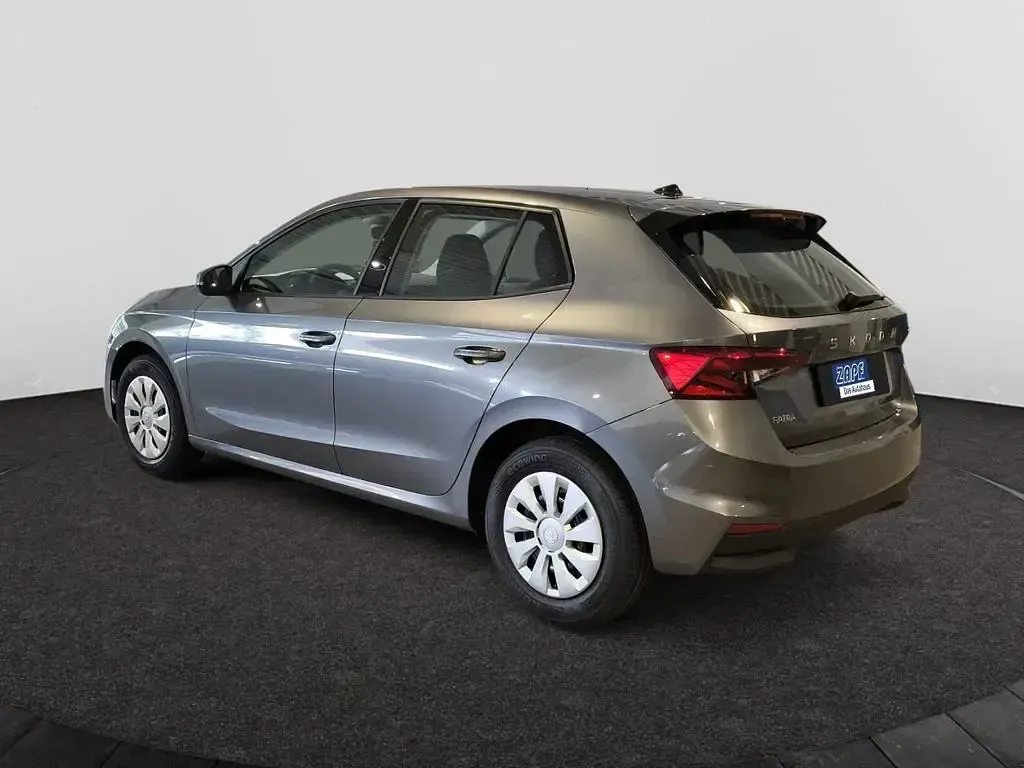 Neu Skoda Fabia Essence 80 PS (58 kW) 2026 Grau Kleinwagen