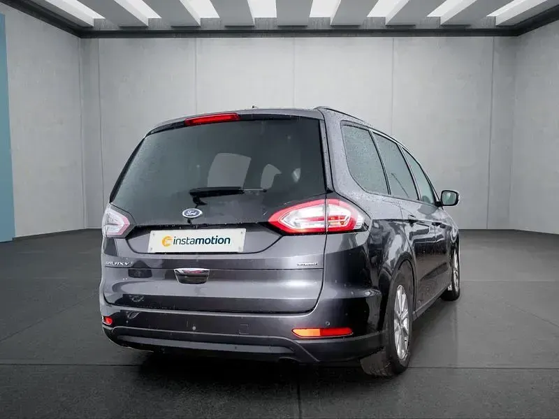 Używany Ford Galaxy 190 KM (139 kW) 2022 Szary Minivan