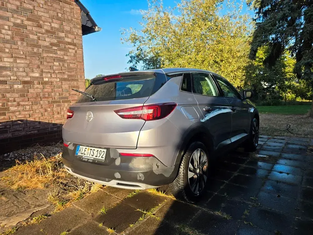 Gebraucht Opel Grandland X 131 PS (96 kW) 2018 Grau SUV