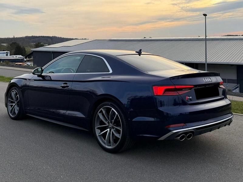 Gebraucht Audi S5 Ambiente 354 PS (260 kW) 2017 Blau Coupé