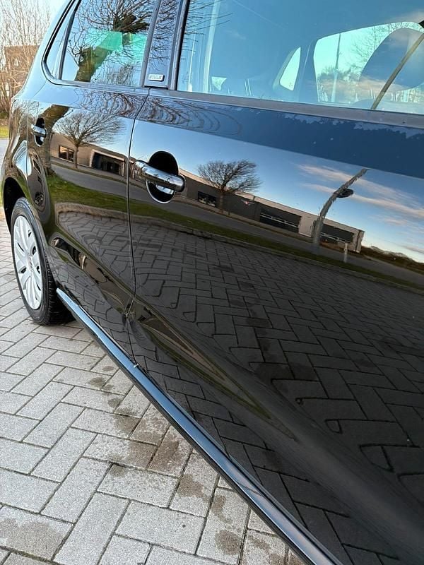 Gebraucht VW Polo 60 PS (44 kW) 2012 Schwarz Kleinwagen