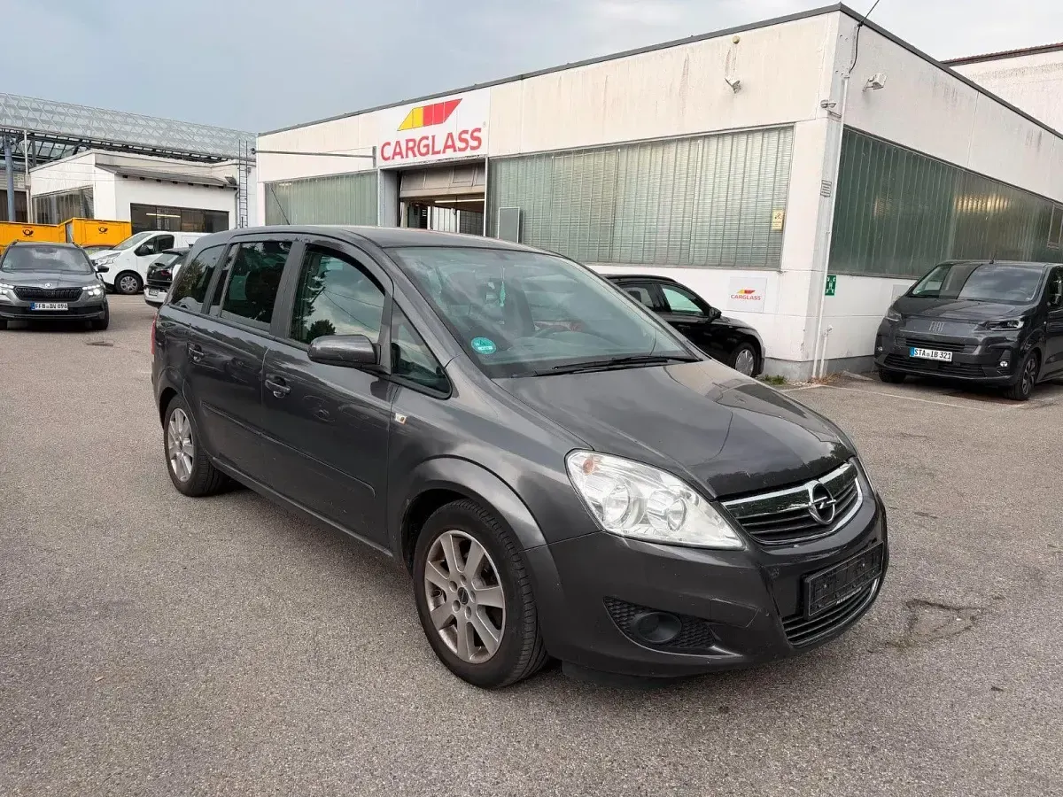 Gebraucht Opel Zafira Edition 140 PS (102 kW) 2009 Grau Van / Kleinbus
