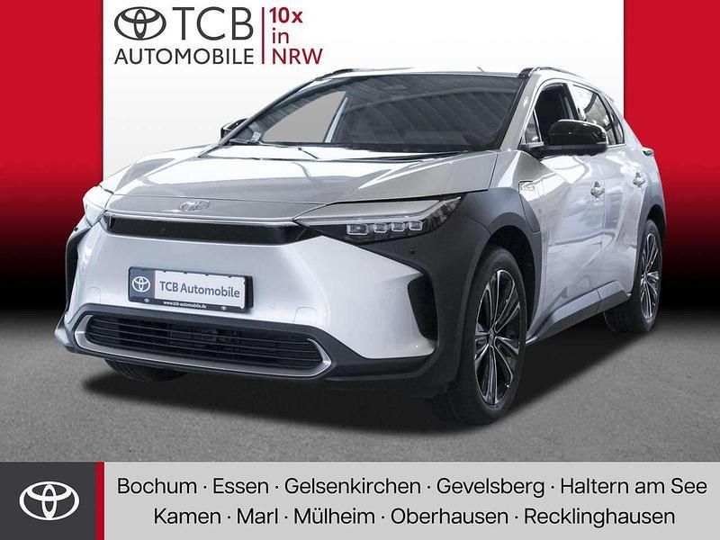 Cosmicsilber (silber) Gebraucht 2023 Toyota bZ4X Comfort SUV | 32.989 € (Guter Preis) - Bild 1/4
