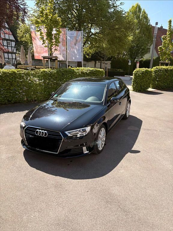 Second-hand Audi A3 150 CP (110 kW) 2018 Negru Berlinǎ