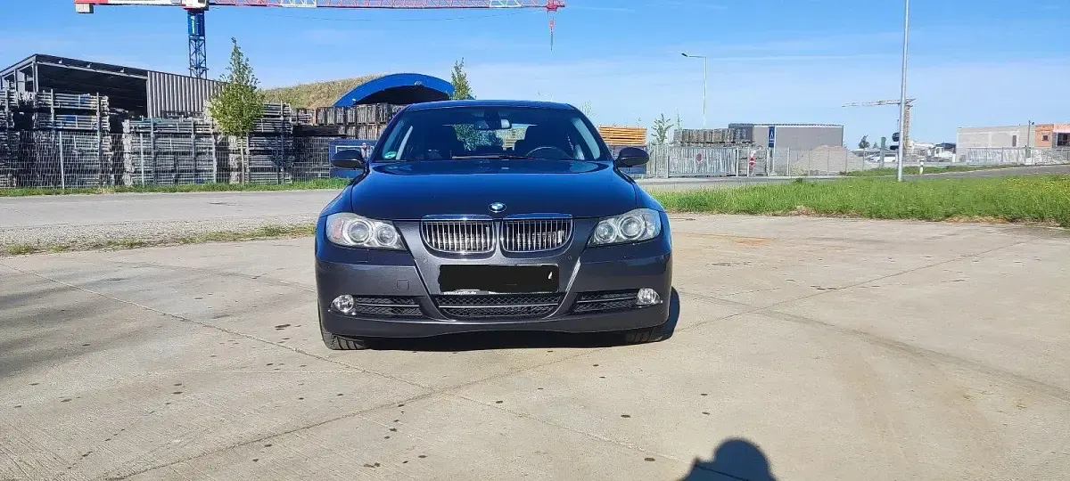 Gebraucht BMW 330 258 PS (189 kW) 2005 Grau Limousine