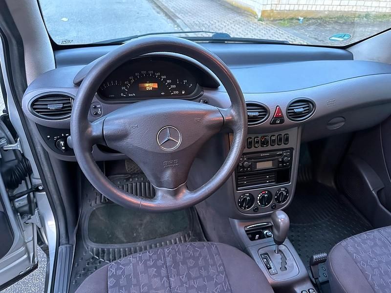 Gebraucht Mercedes A140 2002 Silber Limousine