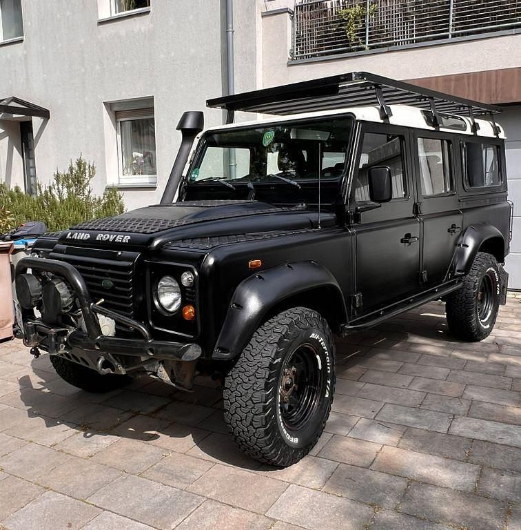 Gebraucht Land Rover Defender 122 PS (89 kW) 2009 Schwarz SUV