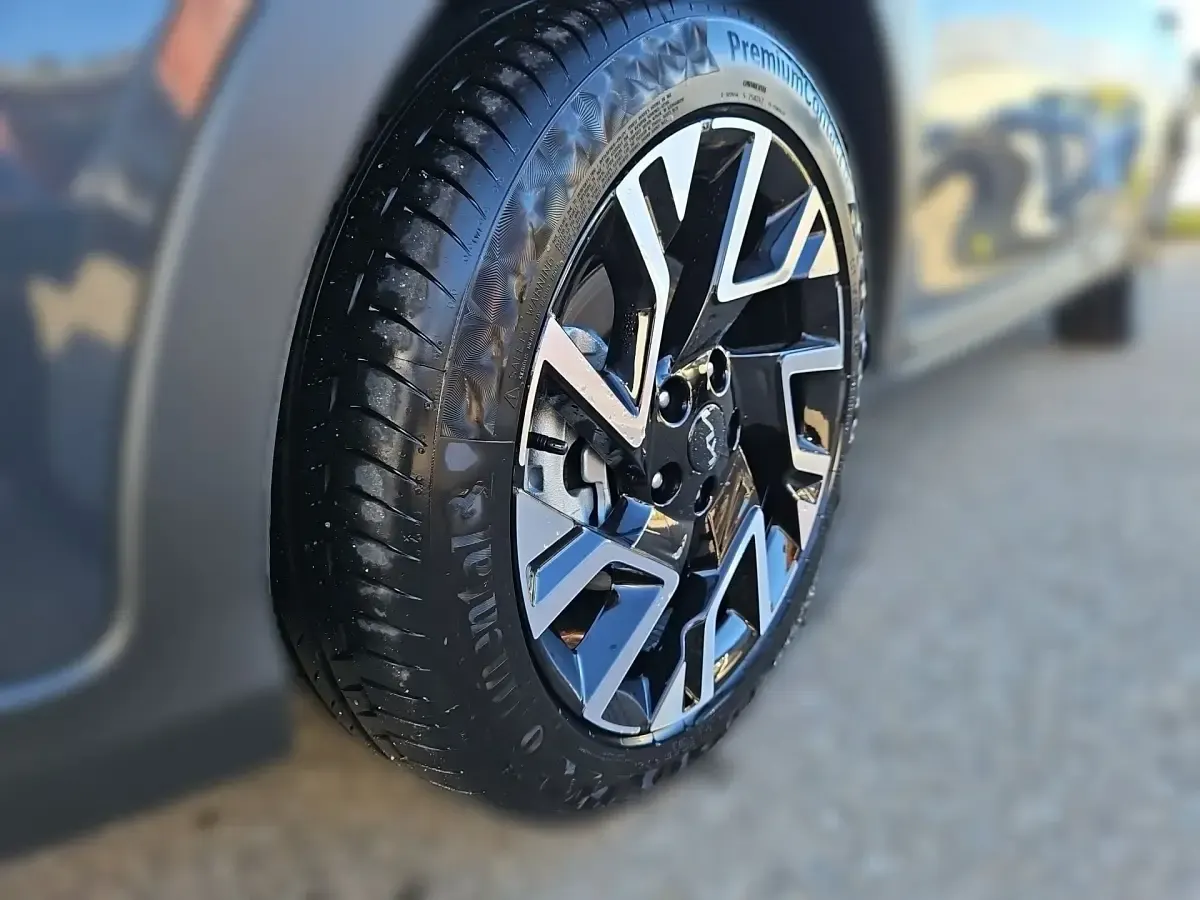 Neu Kia XCeed Spirit 150 PS (110 kW) 2025 Graumetallic SUV
