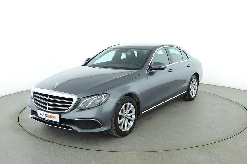 Gebraucht Mercedes E200 Exclusive 211 PS (155 kW) 2019 Grau Limousine