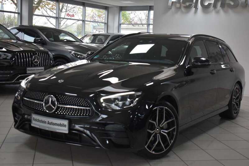 Obsidianschwarz Gebraucht 2021 Mercedes E200 AMG Kombi | 33.980 € (Guter Preis) - Bild 1/4