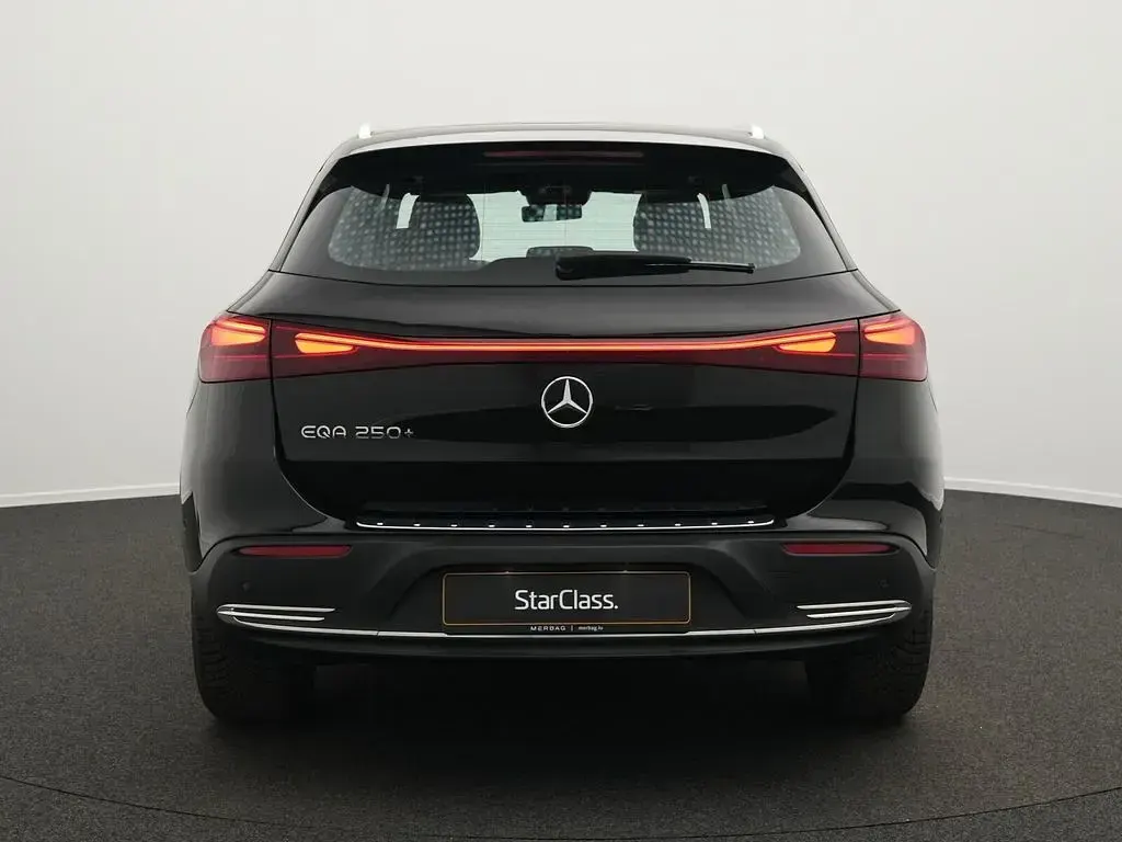 Gebraucht Mercedes EQA250+ Progressive 139 kW (190 PS) 2025 Schwarz SUV