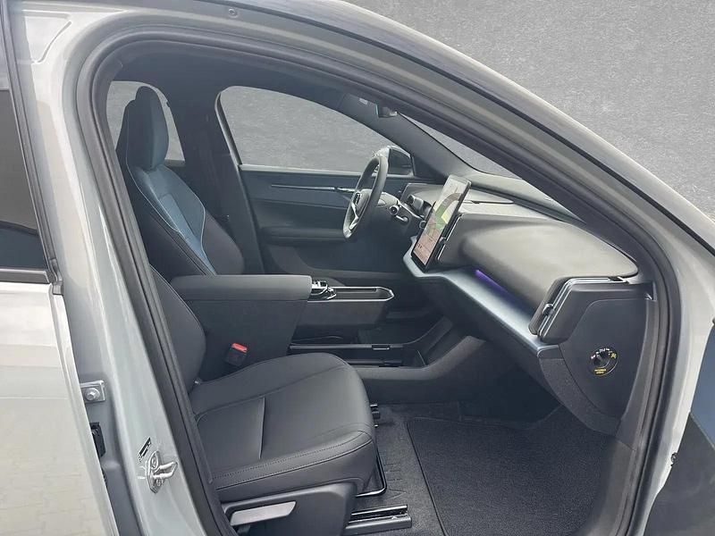 Gebraucht Volvo EX30 Plus 200 kW (272 PS) 2025 Grau SUV