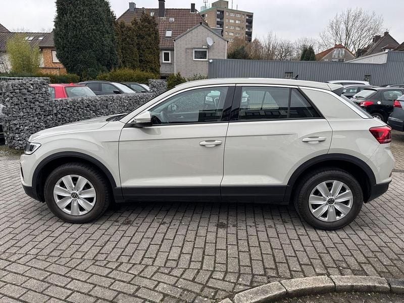 Gebraucht VW T-Roc 110 PS (80 kW) 2023 Grau SUV