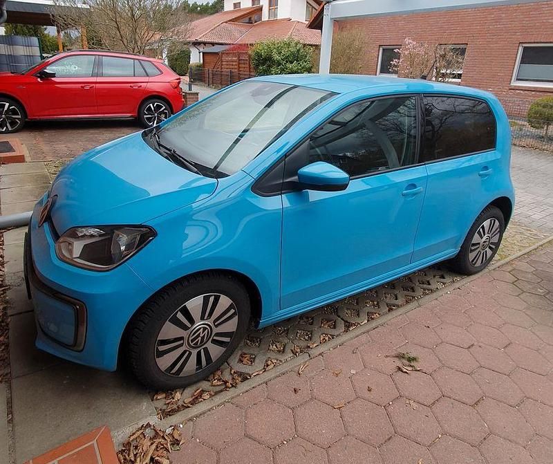 Gebraucht VW e-up! 61 kW (83 PS) 2021 Blau Kleinwagen