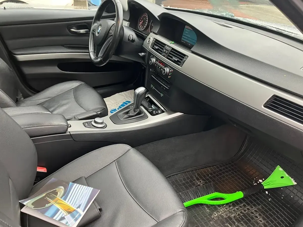 Gebraucht BMW 320 Performance 177 PS (130 kW) 2008 Schwarz Kombi