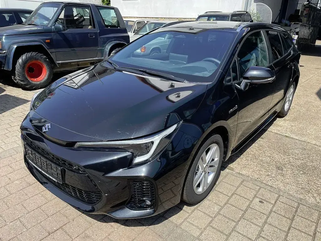 Gebraucht Suzuki Swace Comfort+ 98 PS (72 kW) 2025 Schwarz Kombi
