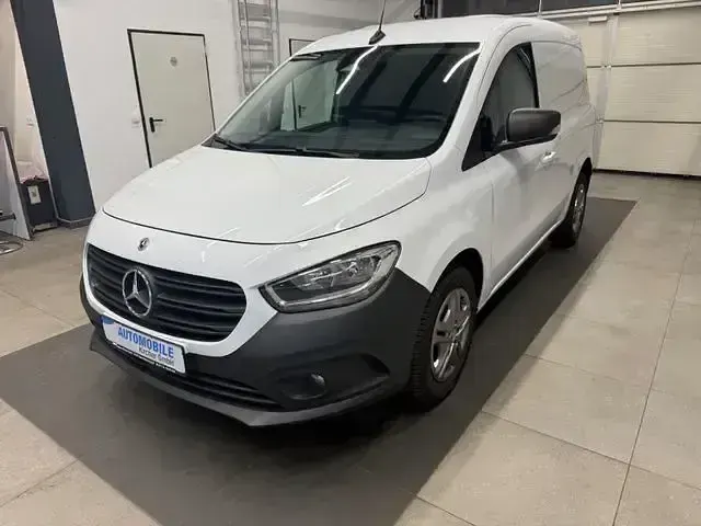 Gebraucht Mercedes Citan 110 95 PS (69 kW) 2022 Weiß Van / Kleinbus