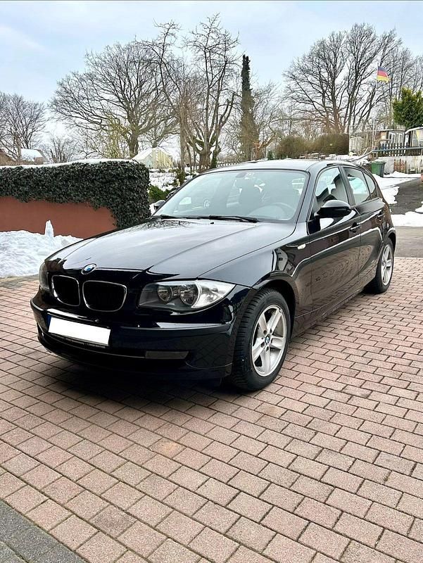 Gebraucht BMW 116 Advantage 122 PS (89 kW) 2007 Schwarz Kleinwagen