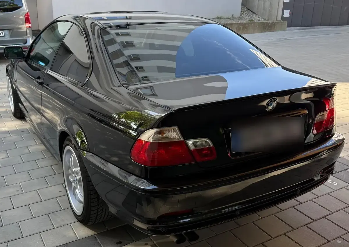Gebraucht BMW 325 192 PS (141 kW) 2002 Schwarz Coupé