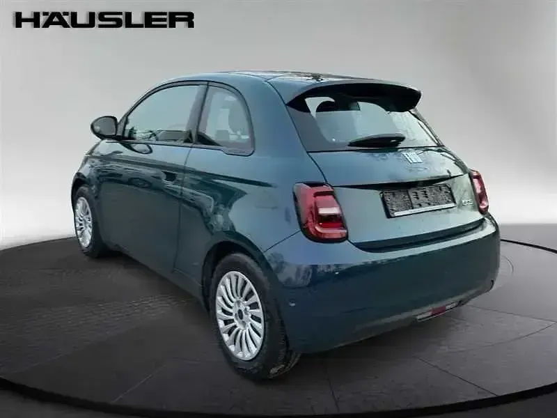 Usata Fiat 500e 86 kW (118 CV) 2023 Verde Utilitaria