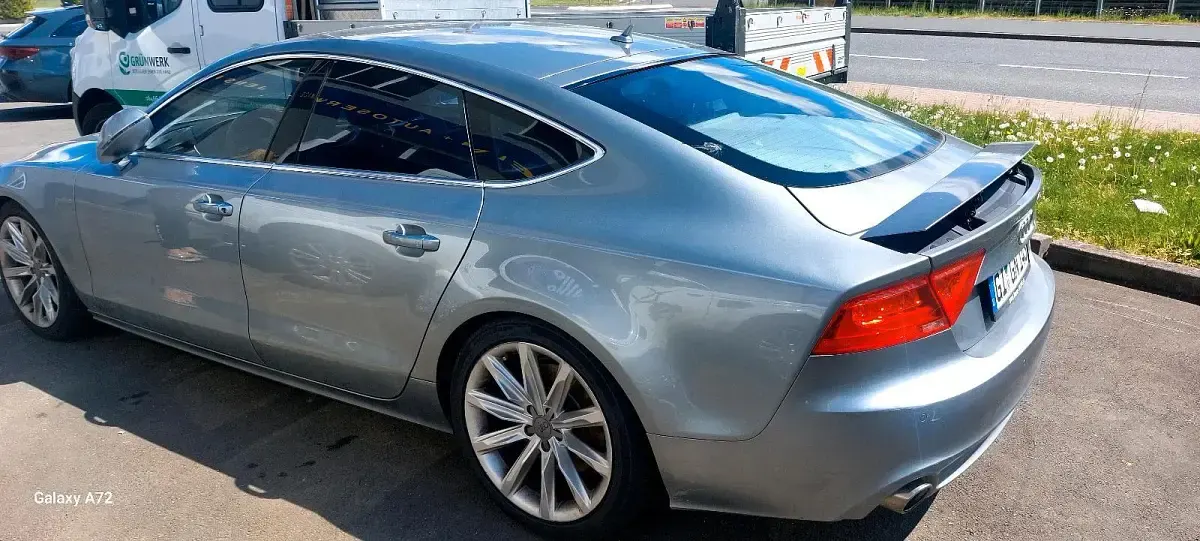 Gebraucht Audi A7 Sportback 245 PS (180 kW) 2011 Silber Kleinwagen
