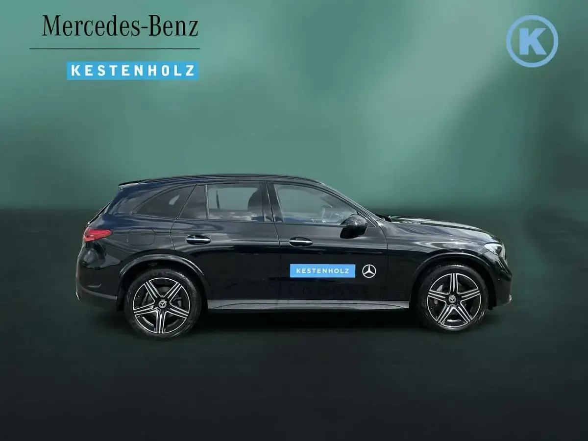 Gebraucht Mercedes GLC300 Advanced Plus 269 PS (197 kW) 2026 Lack obsidianschwarz SUV