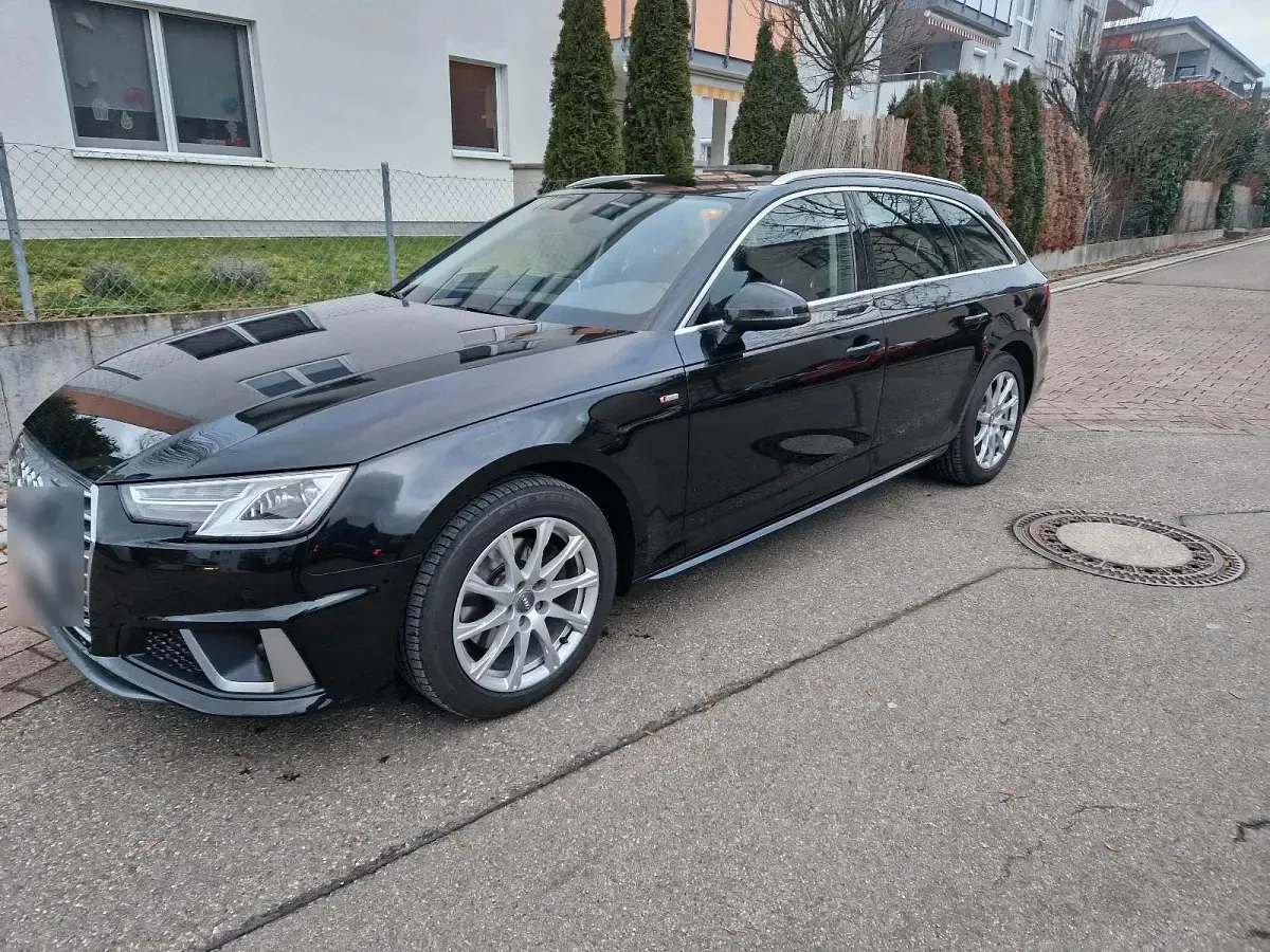 Gebraucht Audi A4 S-Line 150 PS (110 kW) 2019 Schwarz Kombi