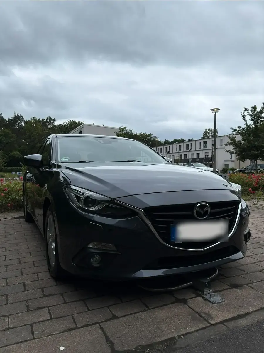 Gebraucht Mazda 3 120 PS (88 kW) 2015 Grau Limousine