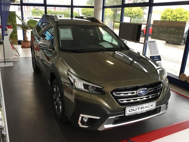 Neu Subaru Outback Platinum 169 PS (124 kW) 2025 Grün SUV