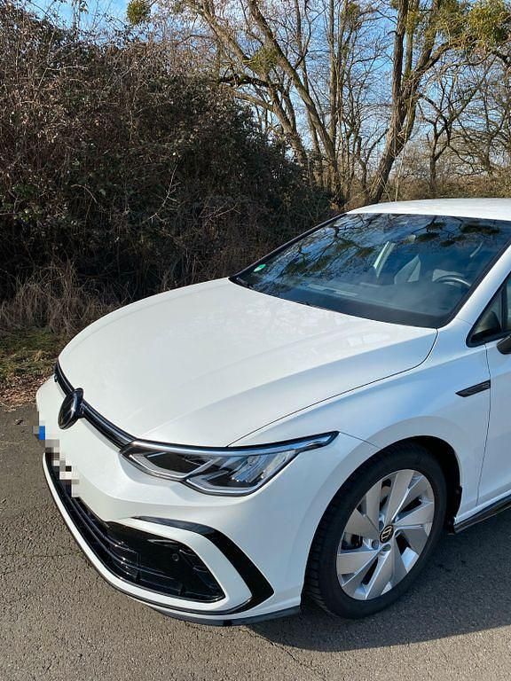 Gebraucht VW Golf VIII R-line 150 PS (110 kW) 2023 Weiß Limousine