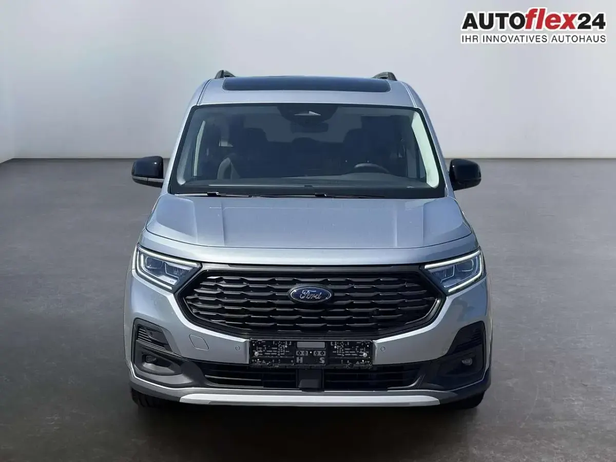 Neu Ford Tourneo Active 122 PS (89 kW) 2026 Silber Van / Kleinbus