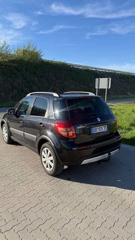 Gebraucht Suzuki SX4 Style 135 PS (99 kW) 2013 Schwarz Limousine