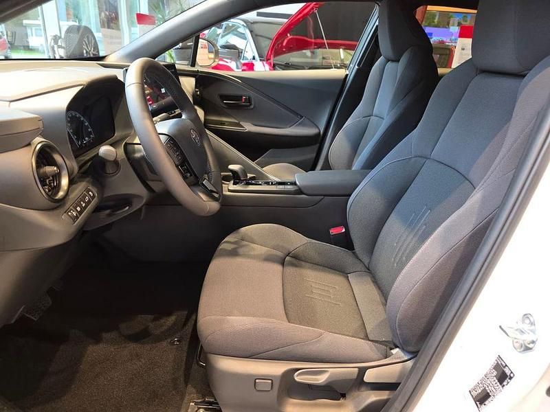 Neu Toyota C-HR 223 PS (164 kW) 2025 Weiß SUV