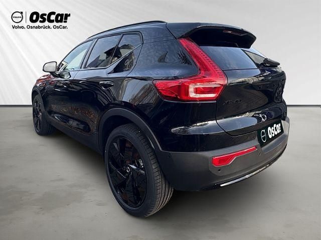 Neu Volvo XC40 Ultra 163 PS (119 kW) 2025 Schwarz SUV