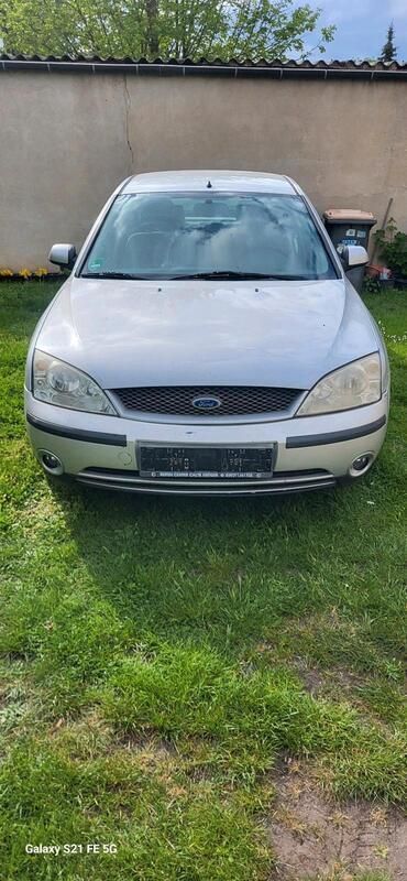 Silber Gebraucht 2001 Ford Mondeo Limousine | 500 € (Superpreis) - Bild 1/4