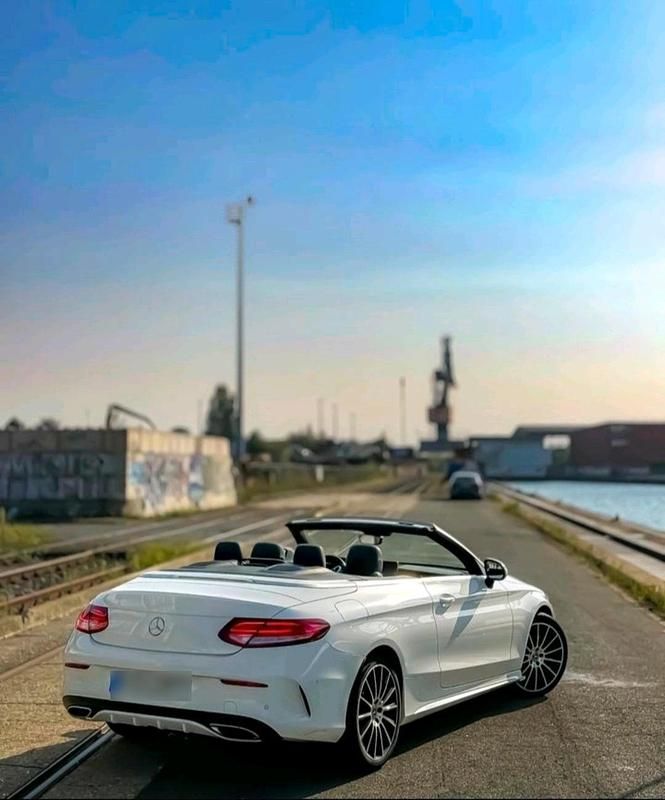 Gebraucht Mercedes C300 245 PS (180 kW) 2017 Weiß Cabrio